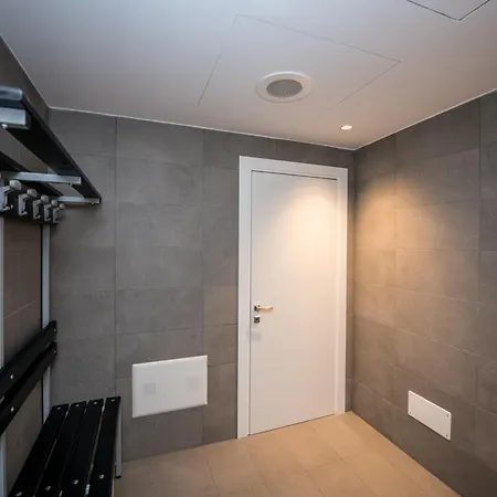 Vivare - The Fifth * Milano